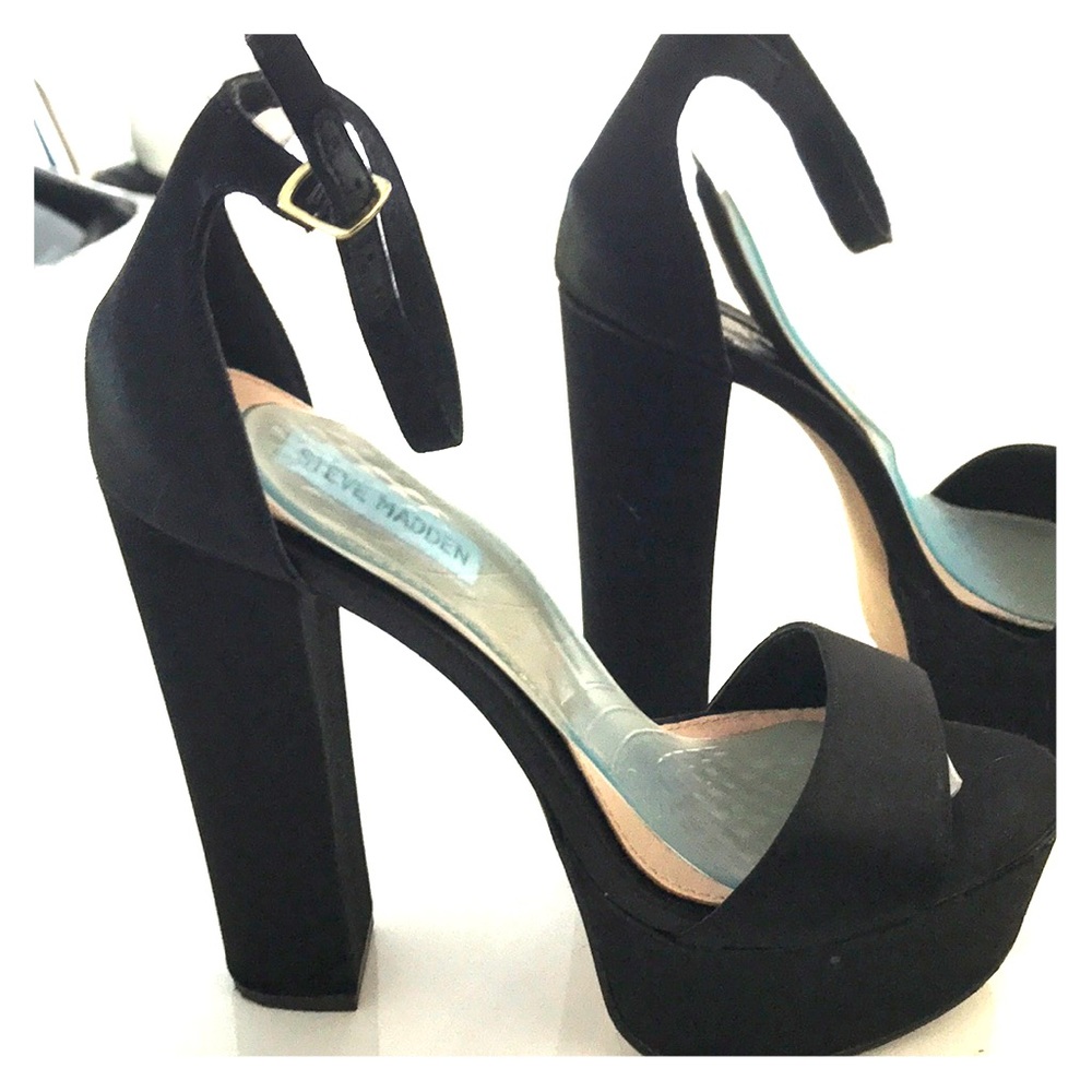 Steve Madden platforms size 8.5